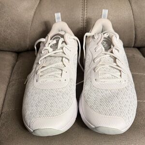 Nike Light Gray Athletic Shoes